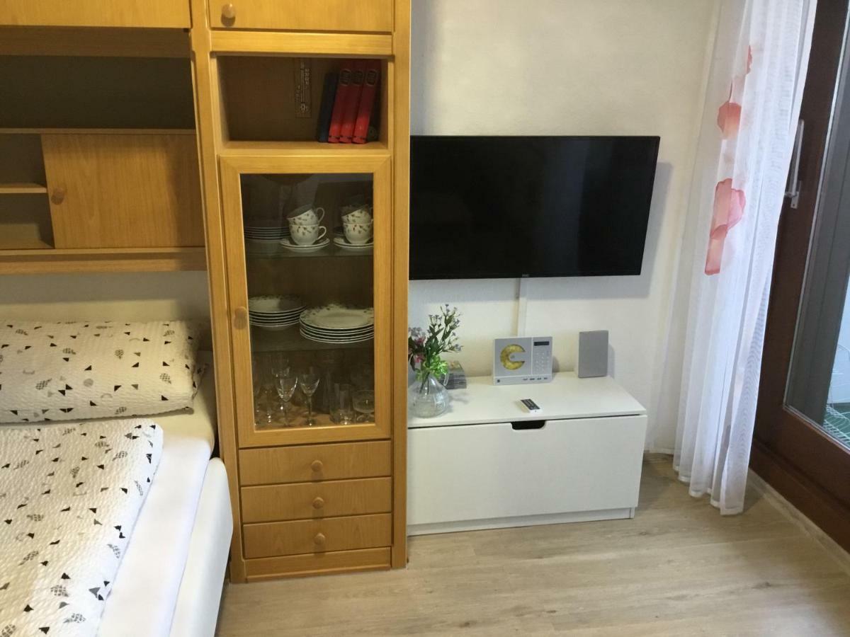 Gemuetliche 1Z Fewo In Schoenwald Mit Balkon, Schwimmbad, Sauna, Fitness Buitenkant foto
